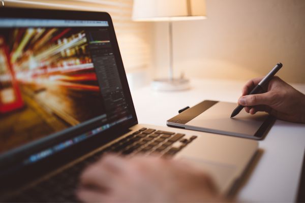 How to update software on Mac